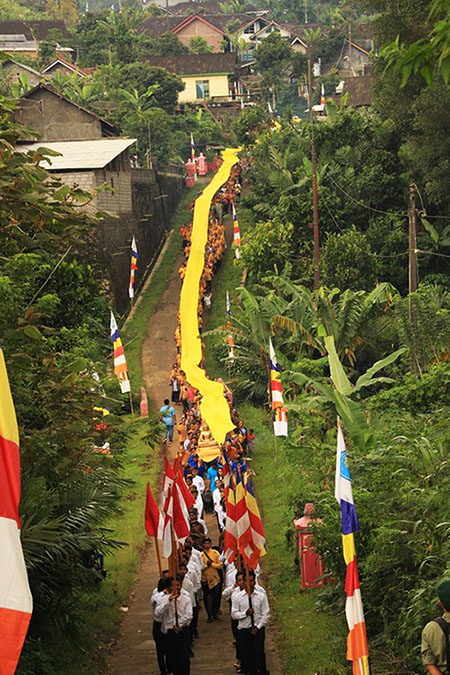 20161203-umat-buddha-semarang-resmikan-vihara-baru-sekaligus-sangha-dana-8