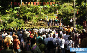 Upacara Tribuana Manggala Bhakti, Nyuwun Tirtha Suci Waisak