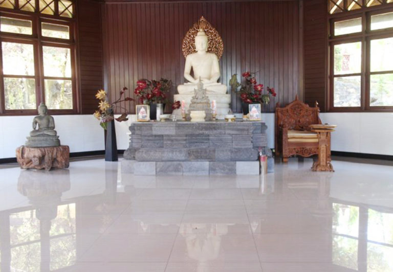 Vihara Bodhigiri Balerejo Blitar Yang Instagenik