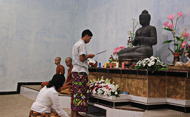Tradisi dan Agama Buddha yang Selaras di Kaloran, Temanggung